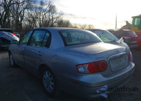 2005 Kia Amanti z USA, uszkodzony, nr VIN KNALD124055070175